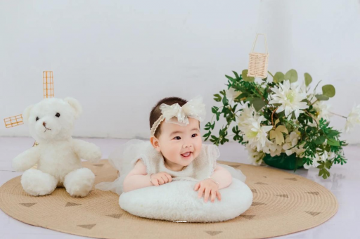 弥勒宝宝大便发白怎么回事 弥勒宝宝大便发白怎么回事